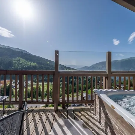 4 Bedrooms Penthouse In 1650 아파트