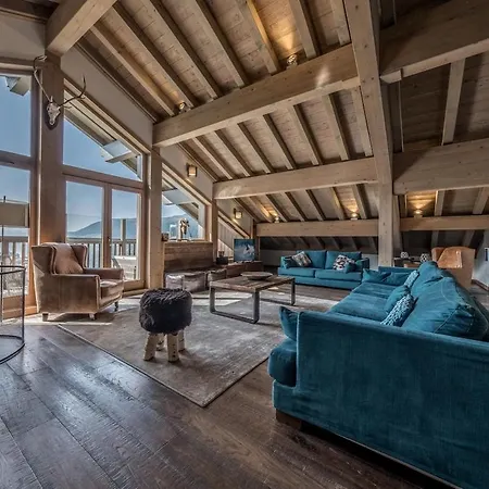 4 Bedrooms Penthouse In 1650 شقة