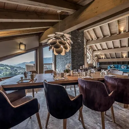 شقة 4 Bedrooms Penthouse In 1650 *