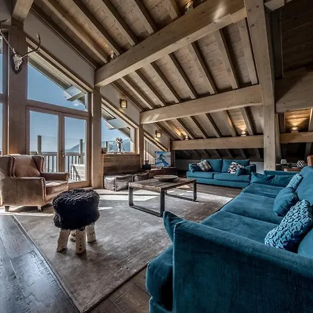 4 Bedrooms Penthouse In 1650 شقة *